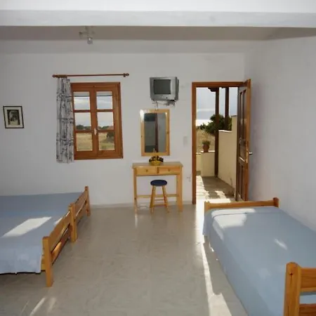Pirgos Naxos Apartment Aliko Beach Room photo