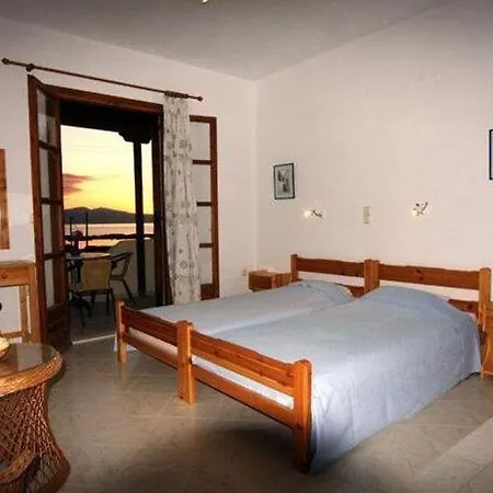 Pirgos Naxos Apartment Aliko Beach Room photo